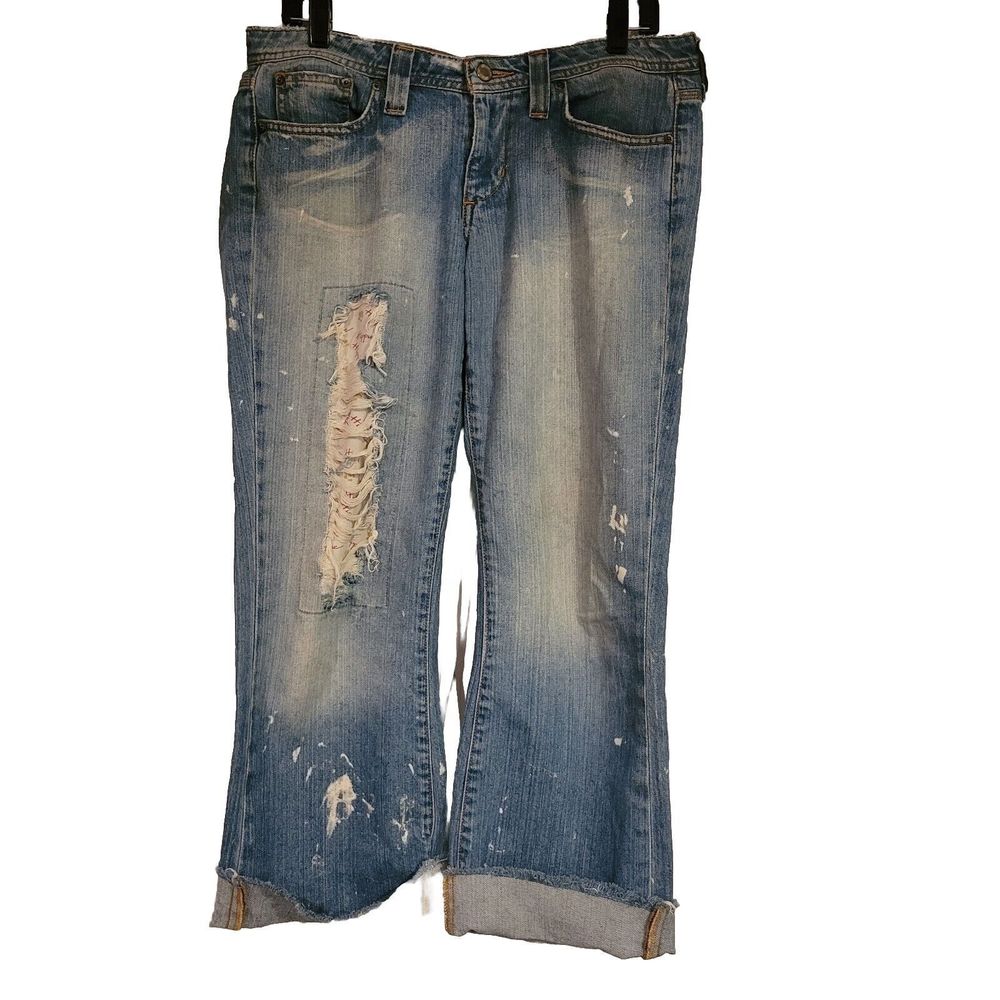 Hippie Brand Womens Distressed Cuffed/Crop  Size 11 Jeans